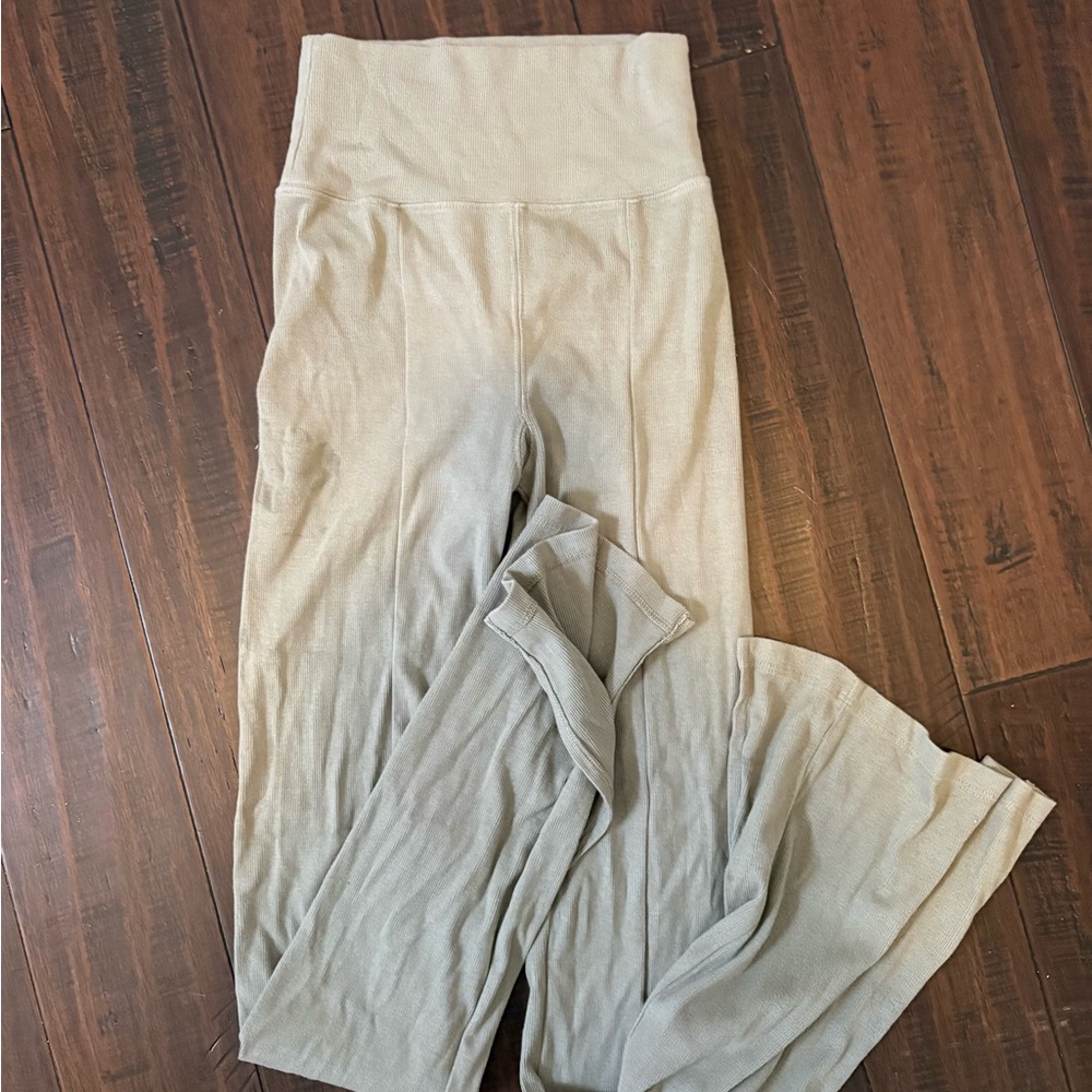 Tribe Kelly flare leggings